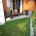 Nowa Motlawa & Lägenhet *