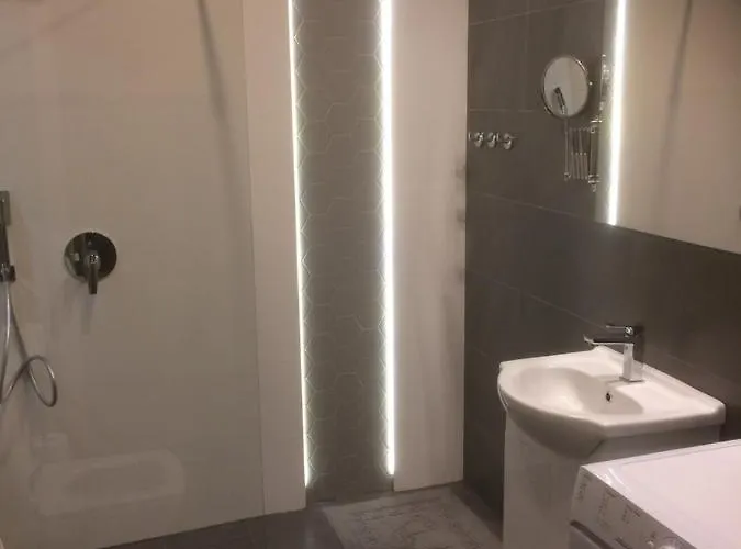 Nowa Motlawa & Lägenhet