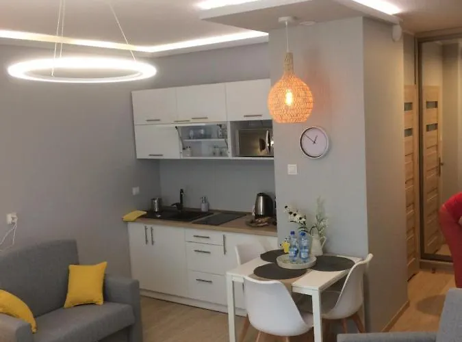 Nowa Motlawa & Lägenhet